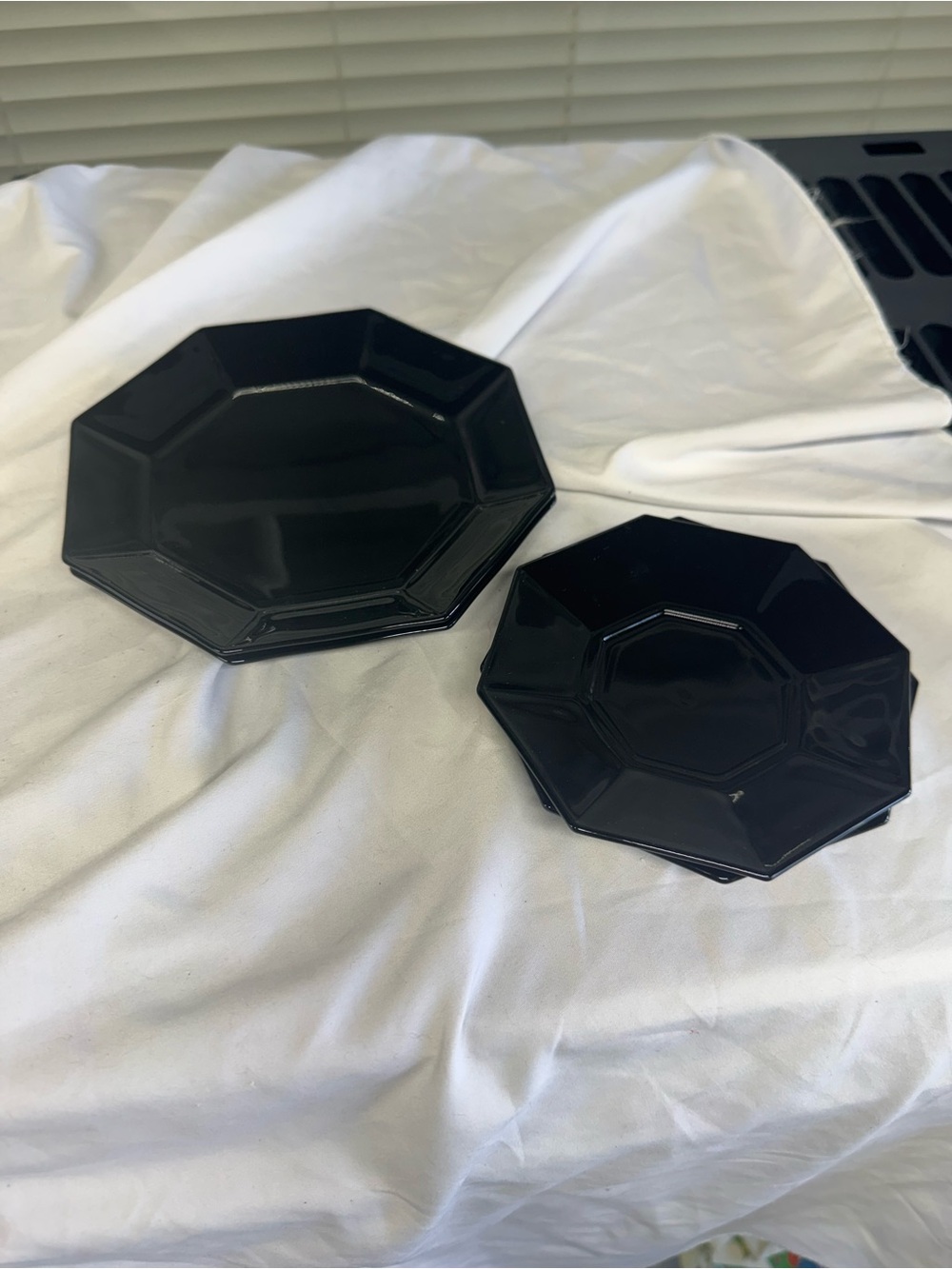 VTG Arcoroc black glass small plate set